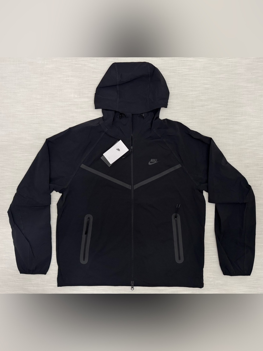 New Nike Tech Woven Full-Zip Windrunner Jacket Black Men’s Sz Medium HM7151-010